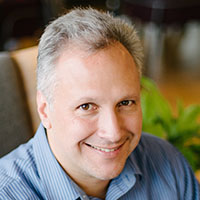 Headshot of Mark Reed